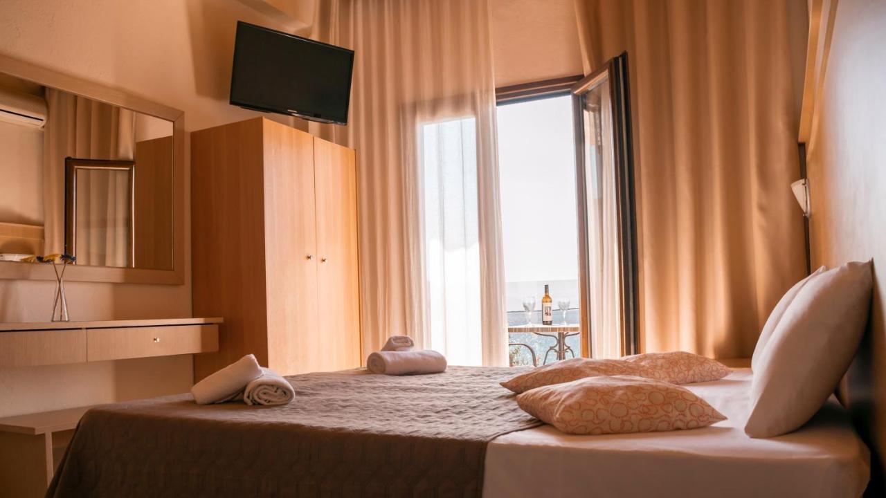 Beach Hotel Kapahi Pefkári Kültér fotó