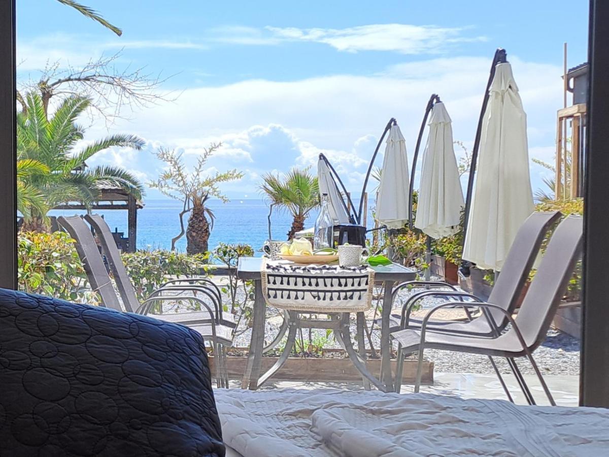 Beach Hotel Kapahi Pefkári Kültér fotó