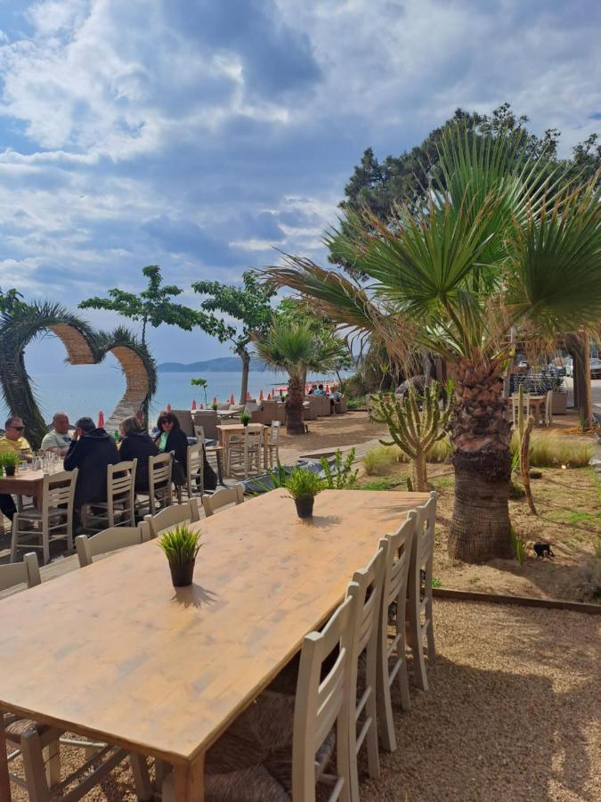 Beach Hotel Kapahi Pefkári Kültér fotó