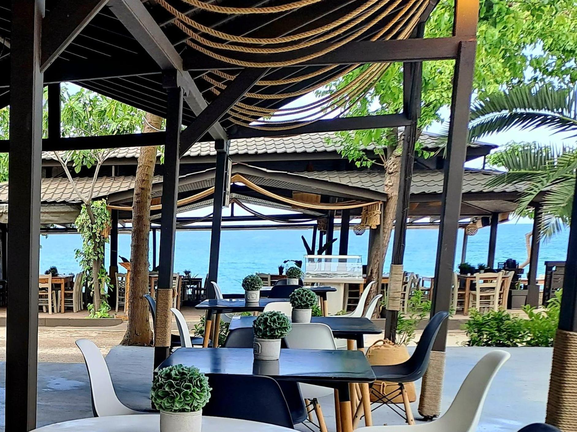 Beach Hotel Kapahi Pefkári Kültér fotó
